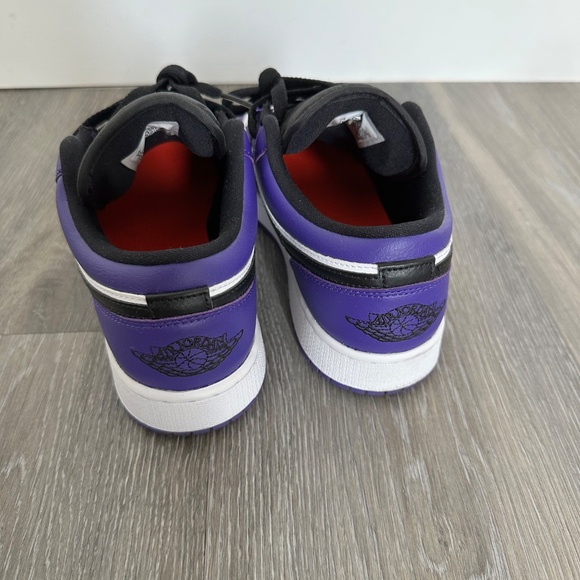 Air Jordan 1 Low “Court Purple” - Picture 3 of 3